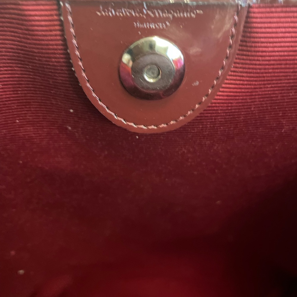 Salvatore Ferragamo bag - Picture 6 of 10